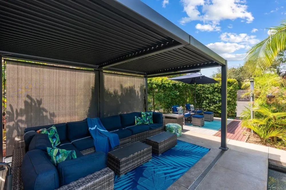939 OCEAN VIEW AVENUE Encinitas, CA 92024