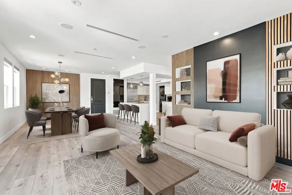 8121 Norton Avenue #403 West Hollywood, CA 90046
