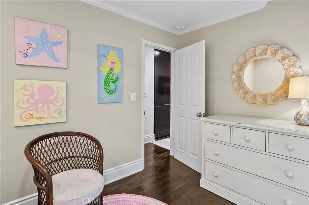 225 GRAND CANAL Newport Beach, CA 92662