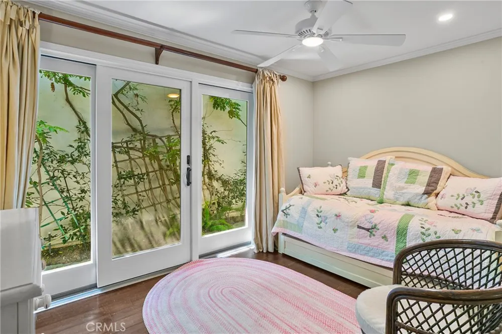 225 GRAND CANAL Newport Beach, CA 92662