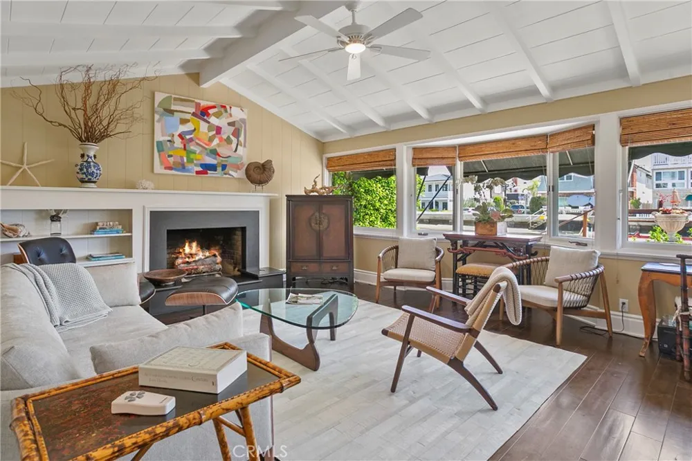 225 GRAND CANAL Newport Beach, CA 92662
