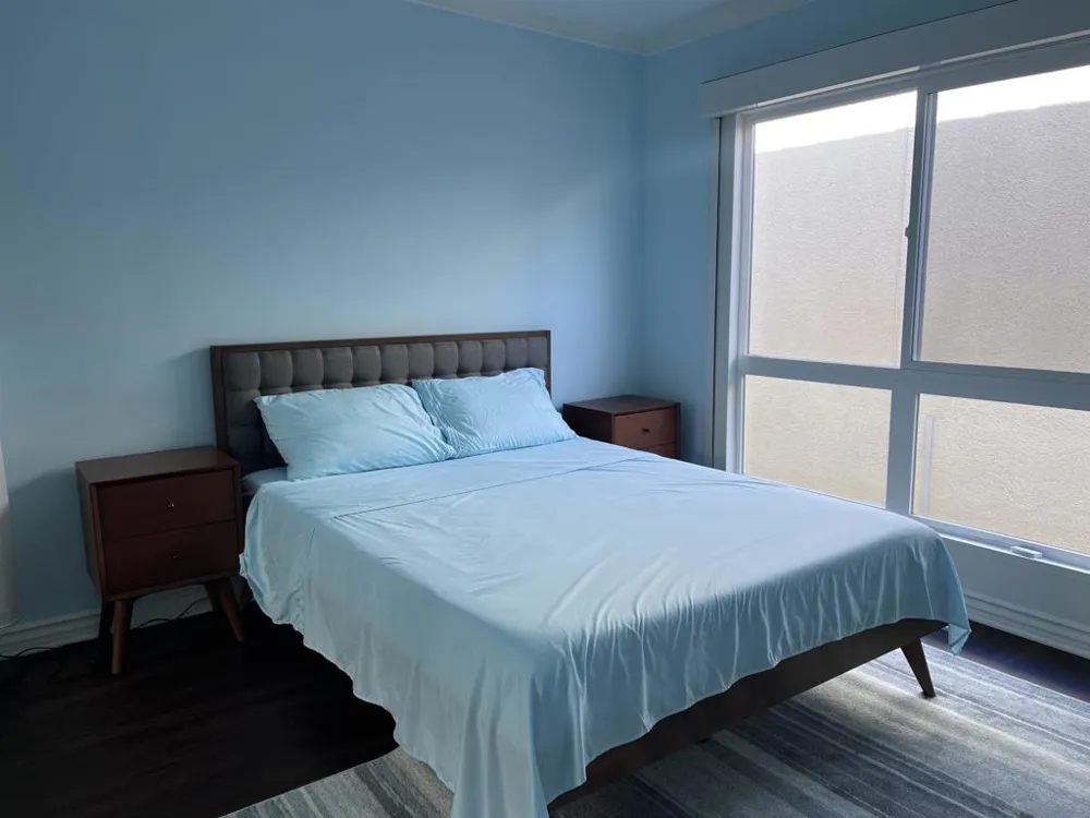 25 Spinnaker St #12 Marina del Rey, CA 90292