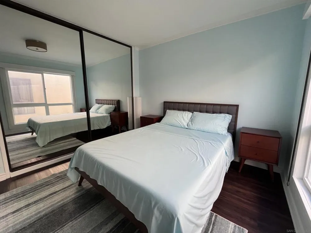 25 Spinnaker St #12 Marina del Rey, CA 90292