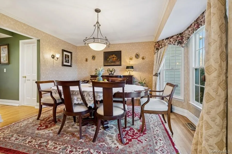 5 Kenwood Lane Saint James, NY 11780