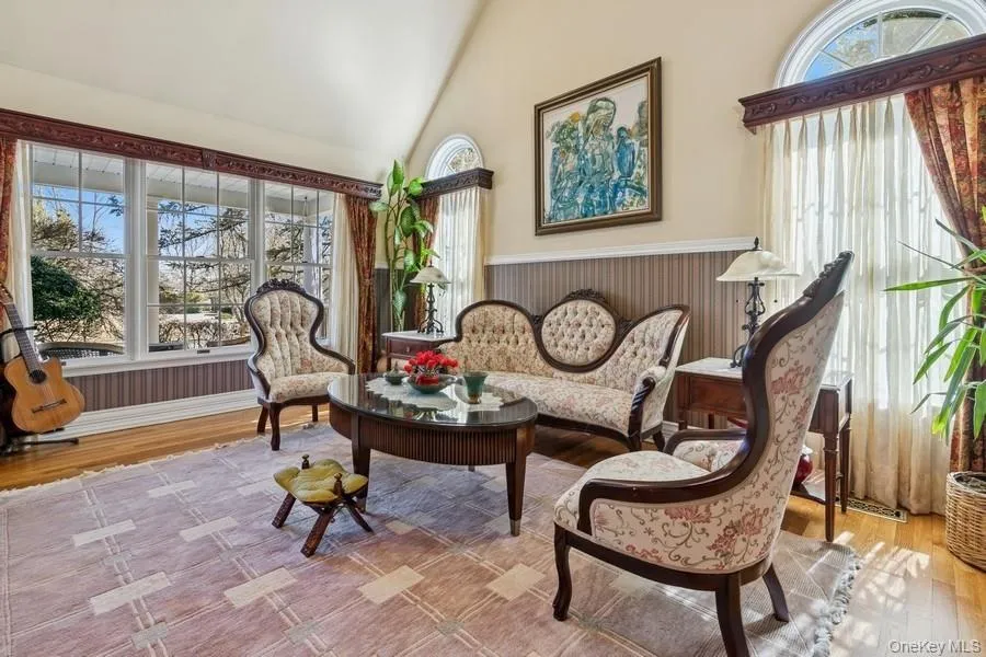 5 Kenwood Lane Saint James, NY 11780