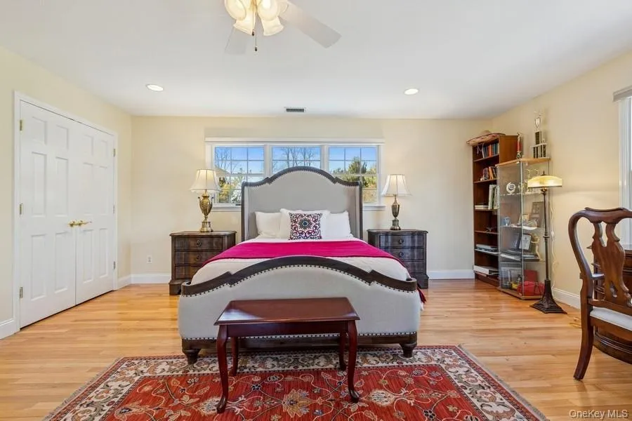 5 Kenwood Lane Saint James, NY 11780