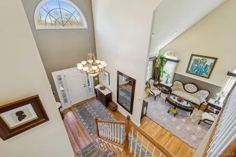 5 Kenwood Lane Saint James, NY 11780