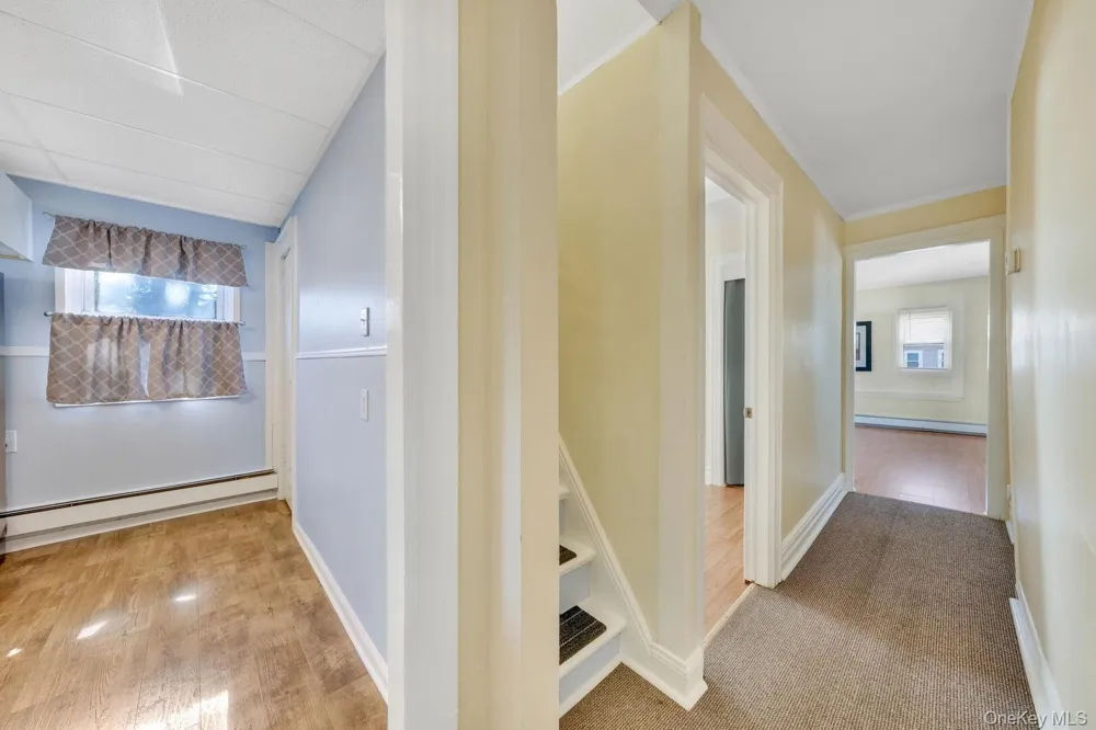 39 Chapman Place Bay Shore, NY 11706