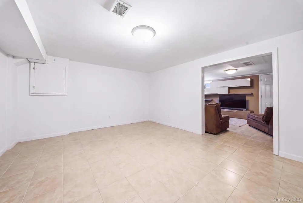 66 Caroline Avenue Franklin Square, NY 11010