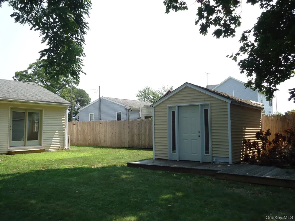 343 Union Avenue Riverhead, NY 11901