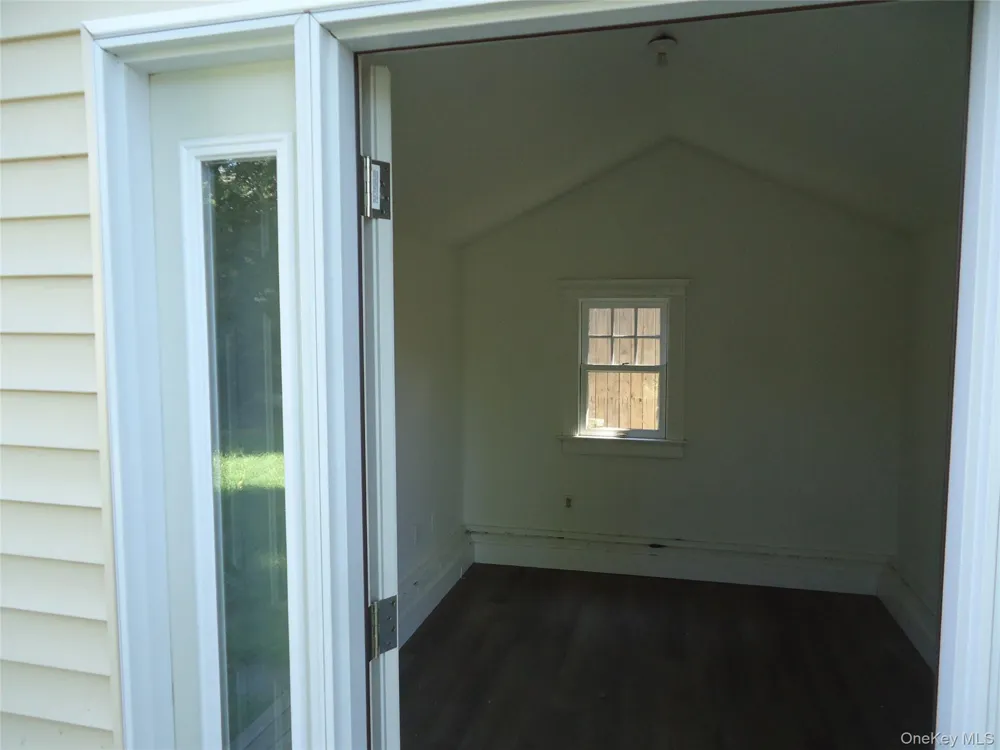 343 Union Avenue Riverhead, NY 11901