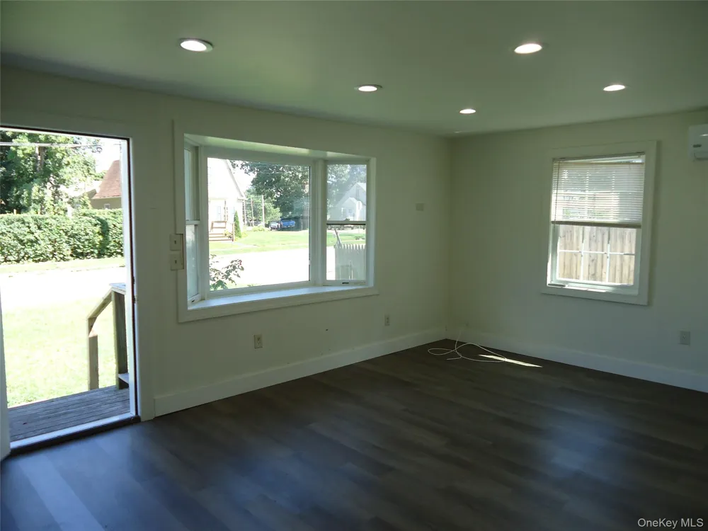 343 Union Avenue Riverhead, NY 11901