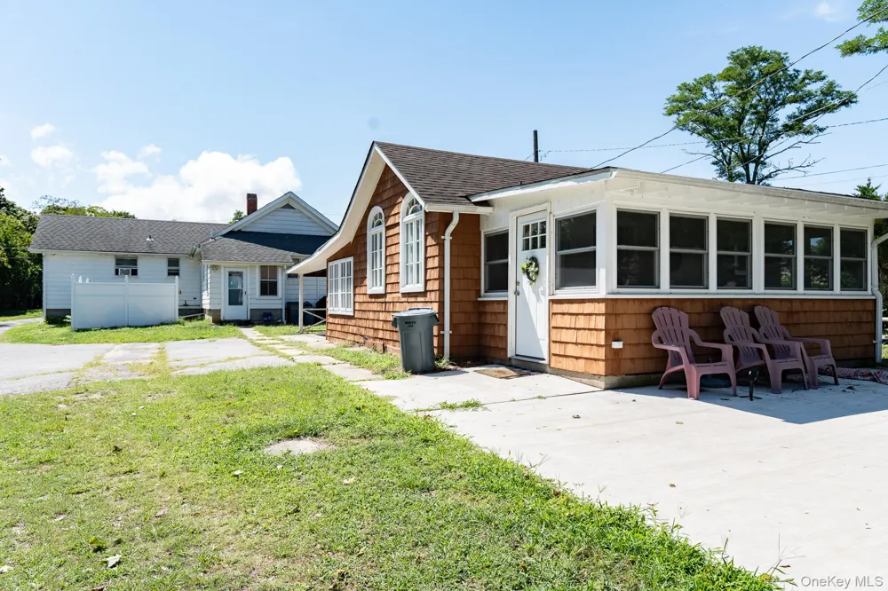 1405 Bay Avenue Mattituck, NY 11952