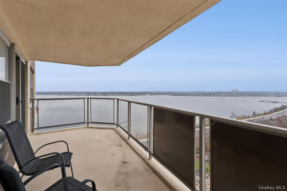 17-85 215th Street #15M Bayside, NY 11360