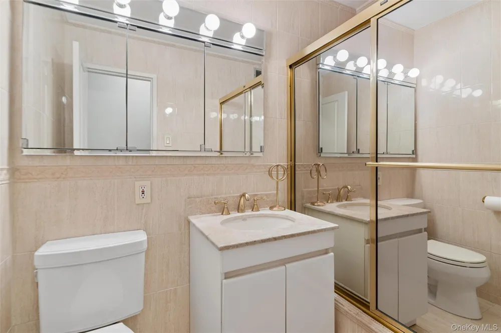 17-85 215th Street #15M Bayside, NY 11360