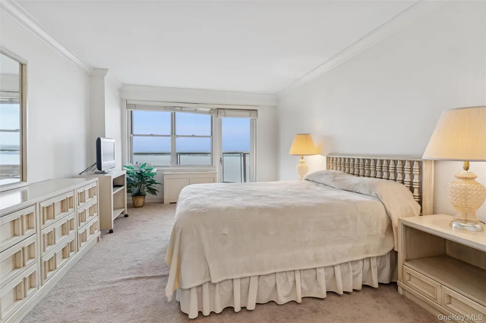 17-85 215th Street #15M Bayside, NY 11360