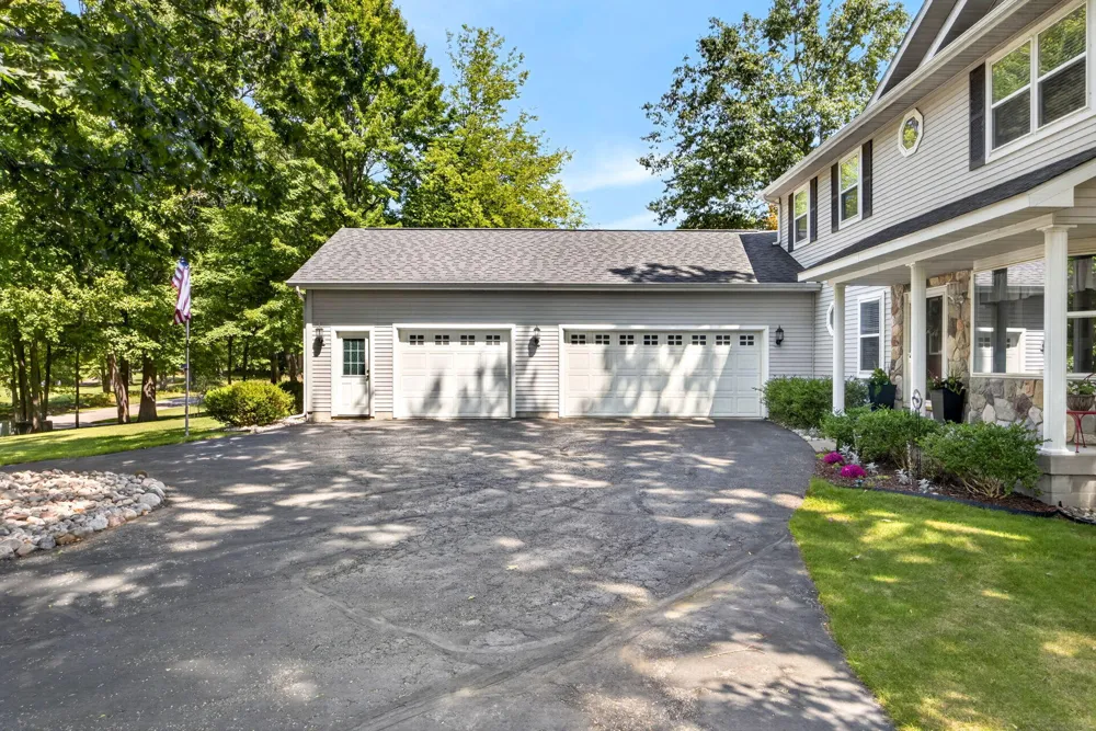 9240 Ranger Drive Canadian Lakes, MI 49346