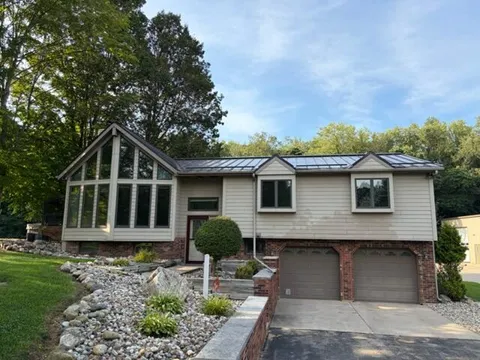 3351 Tiara Trail