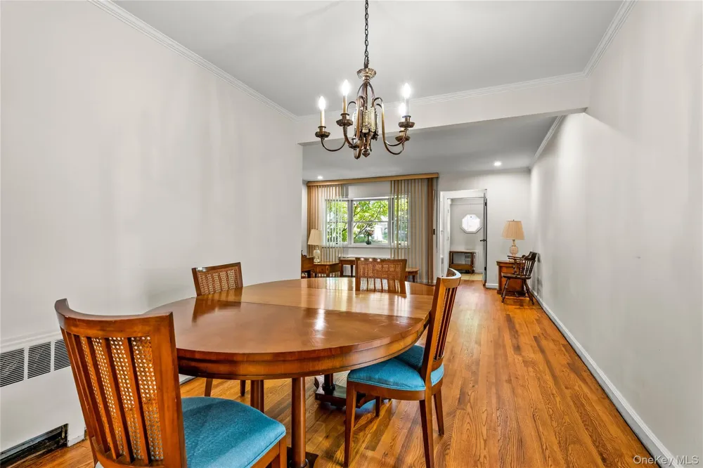 26 Sycamore Road Valley Stream, NY 11581