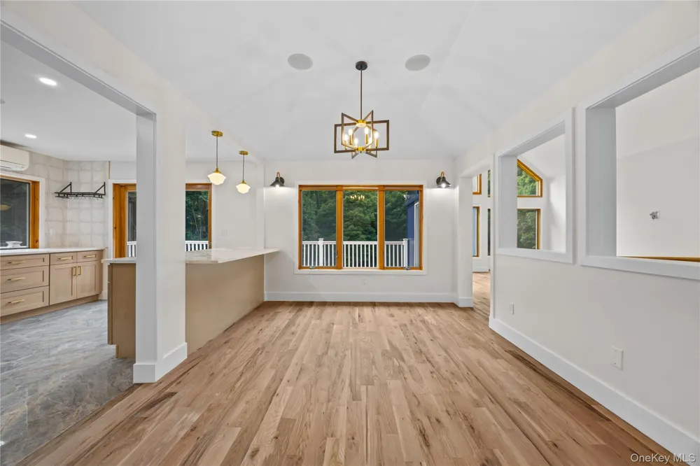 24 Babbling Brook Lane Cold Spring, NY 10516