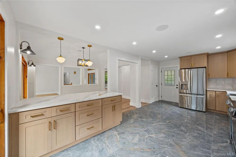 24 Babbling Brook Lane Cold Spring, NY 10516