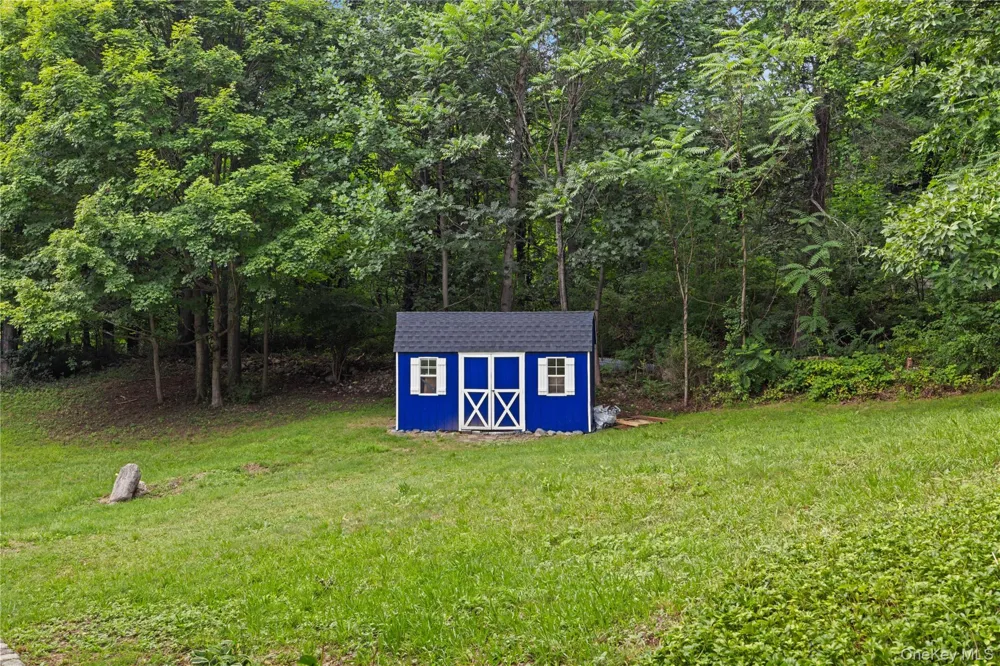24 Babbling Brook Lane Cold Spring, NY 10516