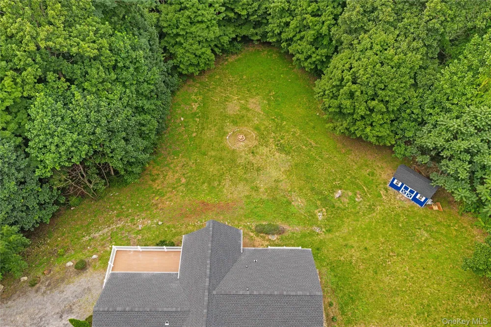 24 Babbling Brook Lane Cold Spring, NY 10516