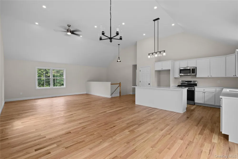 109 Robinson Lane Wappingers Falls, NY 12590