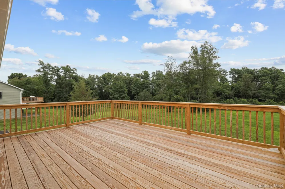 109 Robinson Lane Wappingers Falls, NY 12590