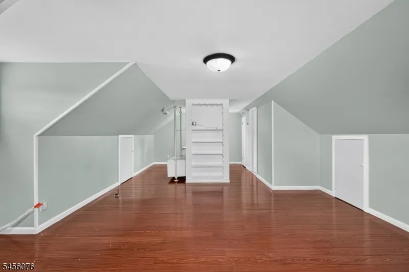 10 Campbell Rd Fair Lawn, NJ 07410