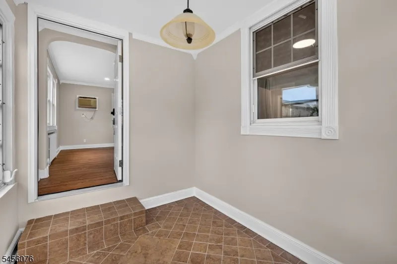 10 Campbell Rd Fair Lawn, NJ 07410