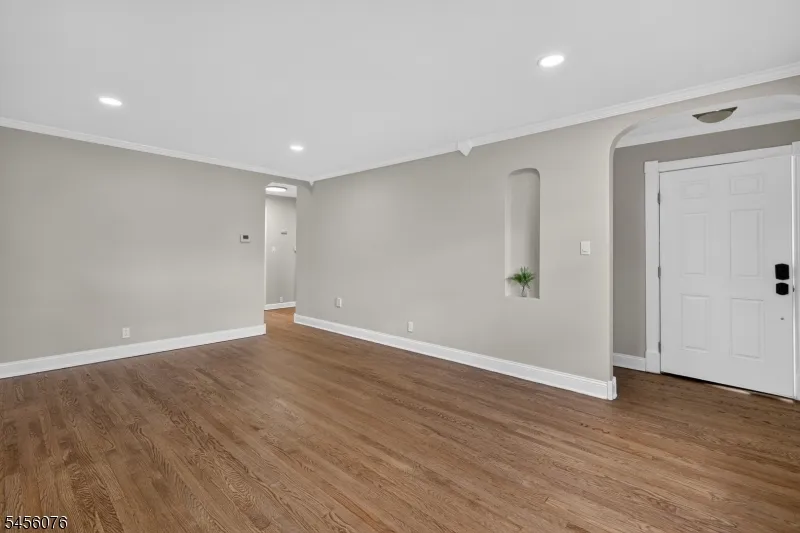 10 Campbell Rd Fair Lawn, NJ 07410