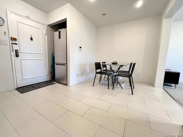 73-03 Bell Boulevard #5M Bayside, NY 11364