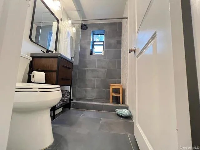 73-03 Bell Boulevard #5M Bayside, NY 11364