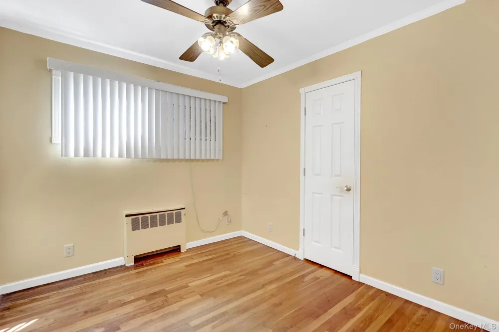 19 Essex Road Bethpage, NY 11714