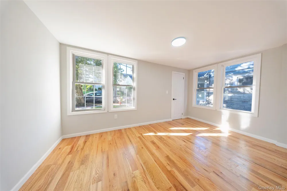 191-29 109th Road Saint Albans, NY 11412