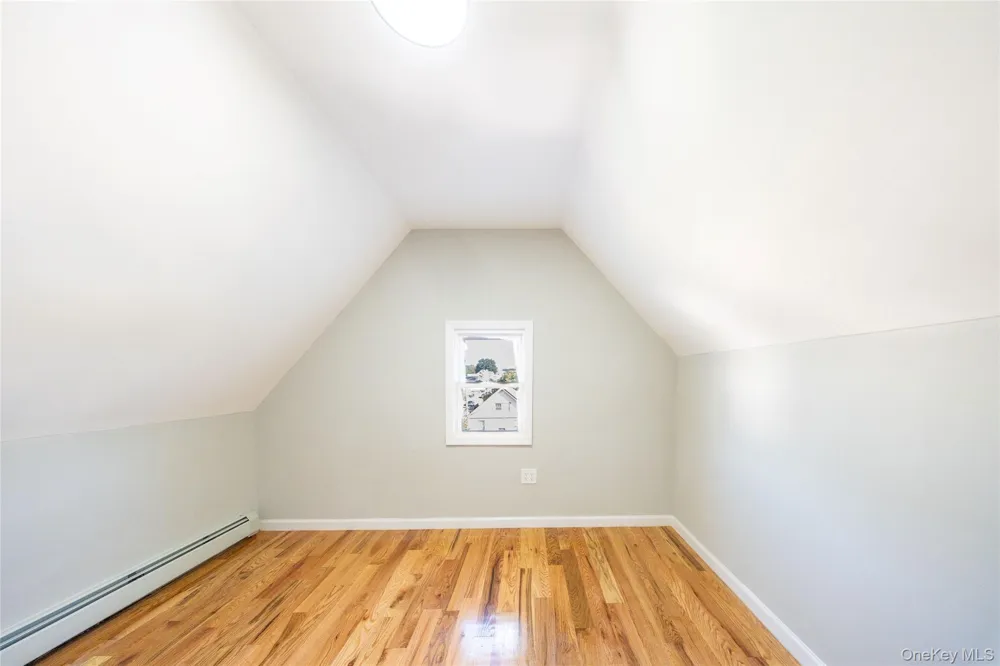 191-29 109th Road Saint Albans, NY 11412