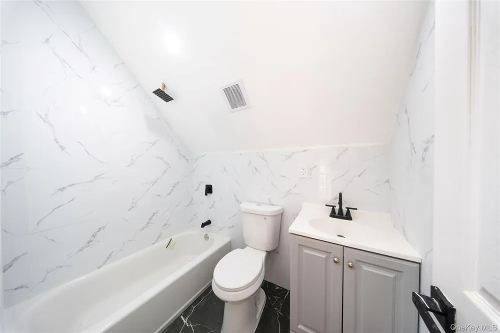 191-29 109th Road Saint Albans, NY 11412