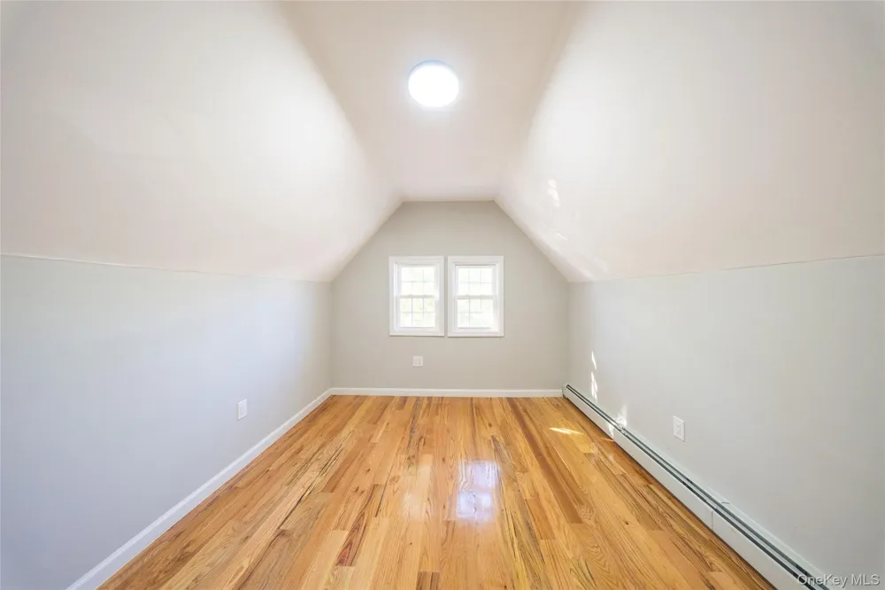 191-29 109th Road Saint Albans, NY 11412