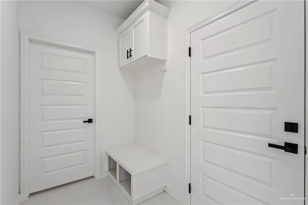 8043 48th Lane McAllen, TX 78504