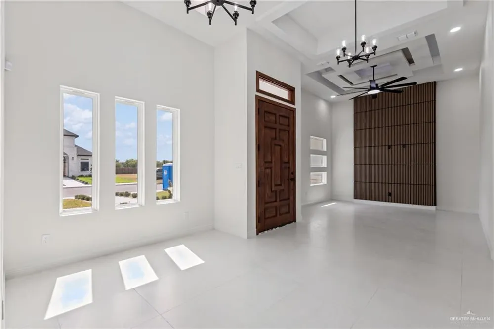 8043 48th Lane McAllen, TX 78504