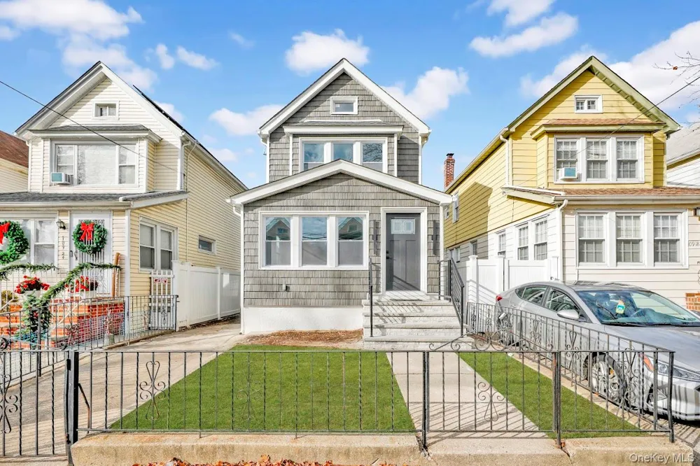 109-20 221st Street Queens Village, NY 11429