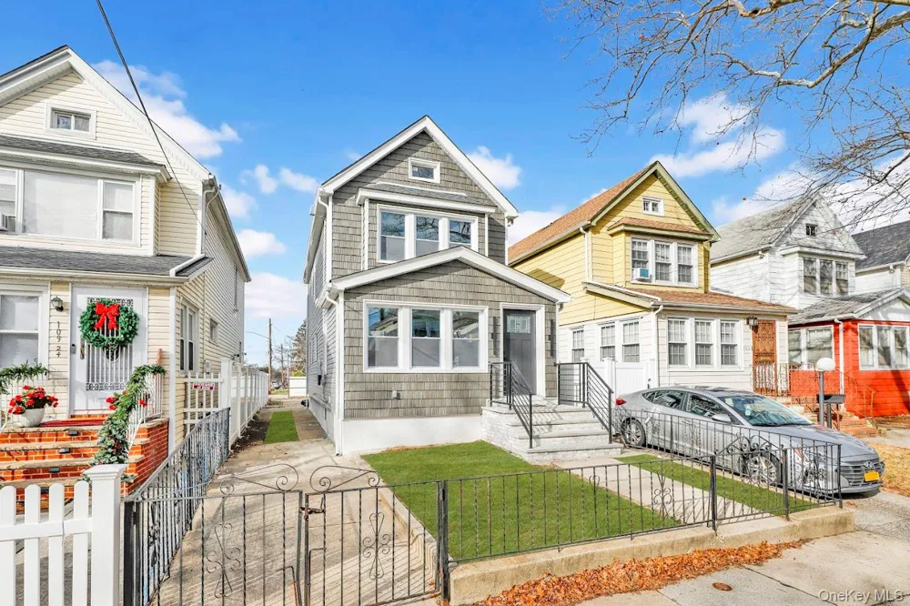 109-20 221st Street Queens Village, NY 11429