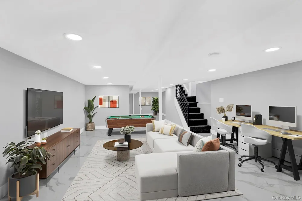 109-20 221st Street Queens Village, NY 11429