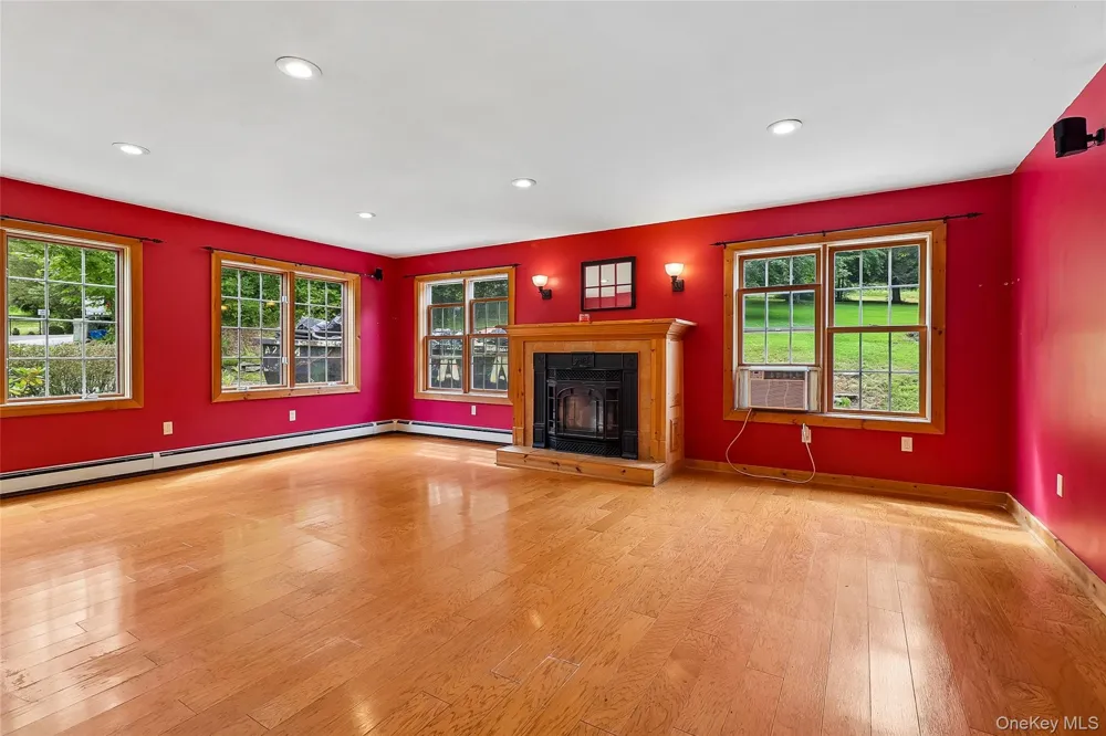 307 McManus Road Patterson, NY 12563