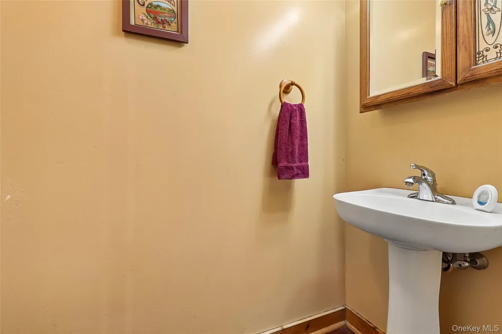 307 McManus Road Patterson, NY 12563