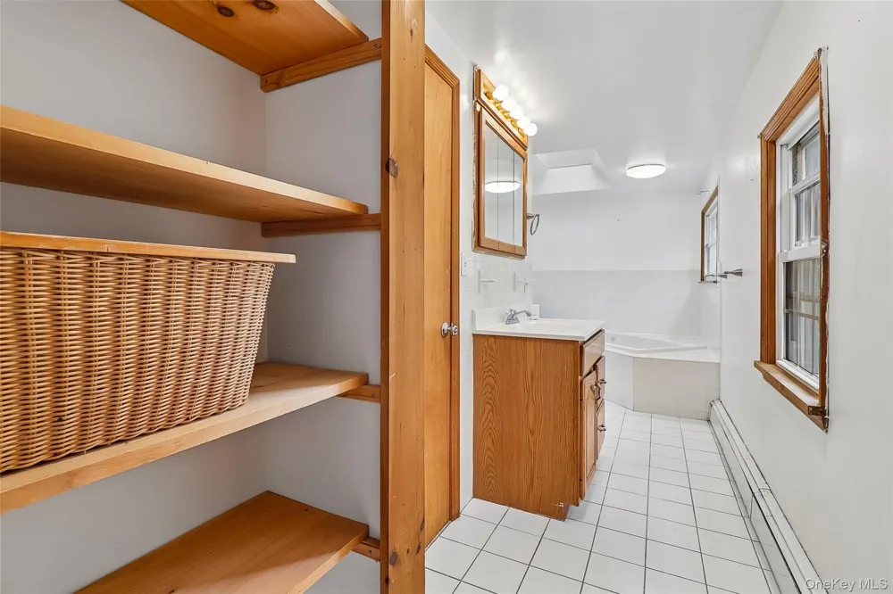 307 McManus Road Patterson, NY 12563