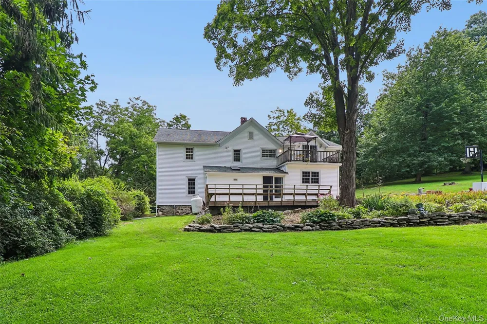 307 McManus Road Patterson, NY 12563