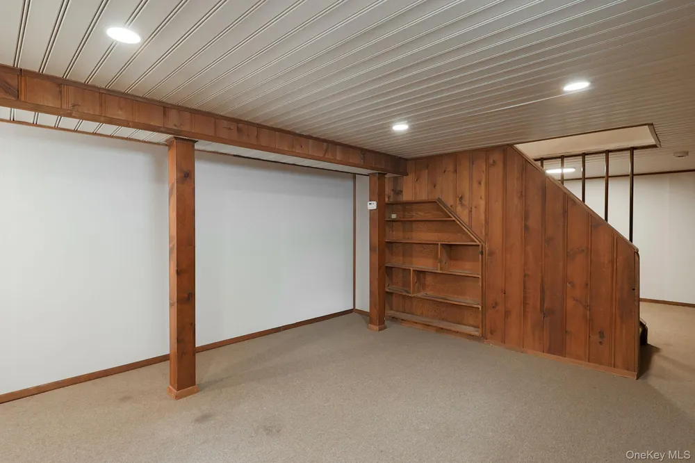 59 Wood Street #1st Floor Lynbrook, NY 11563