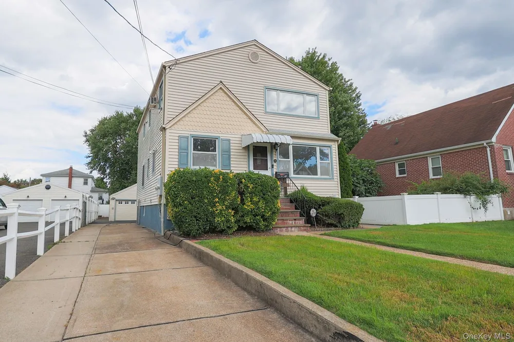 59 Wood Street #1st Floor Lynbrook, NY 11563
